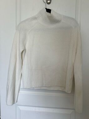 GAP Women's Cream Ribbed Turtleneck Sweater - Size XS